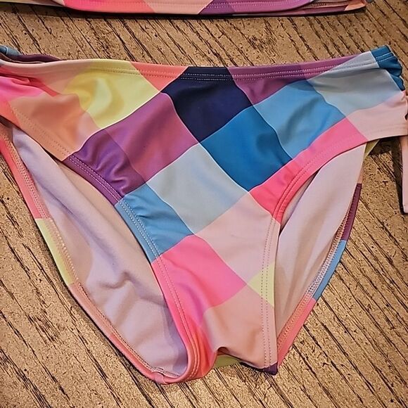 Girls bikini set size 7/8 - Picture 3 of 10